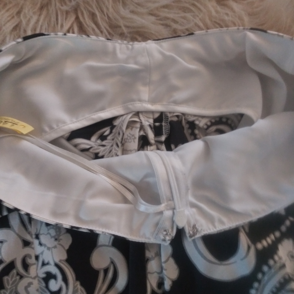 Cache silk strapless top - Picture 8 of 9